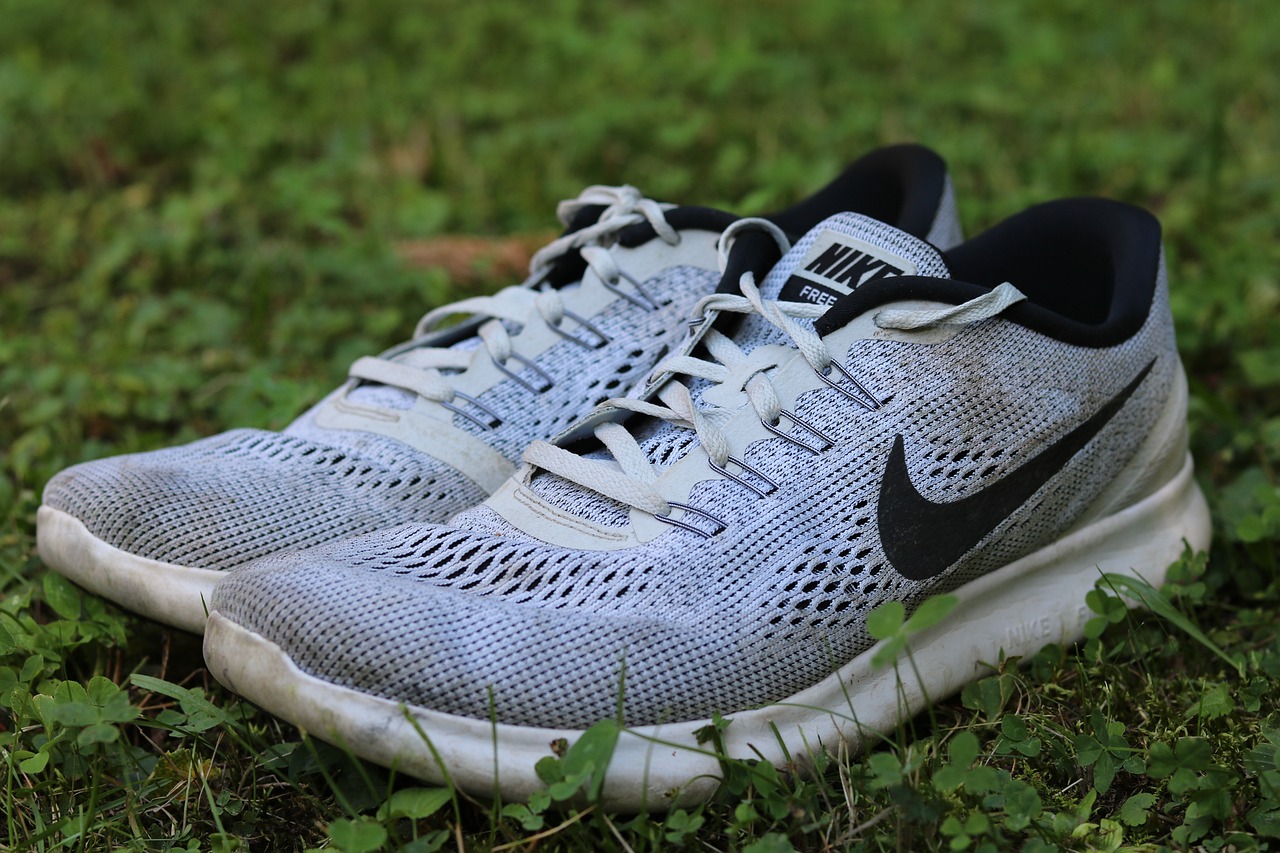 Nike女鞋最新潮流，时尚与运动的完美融合